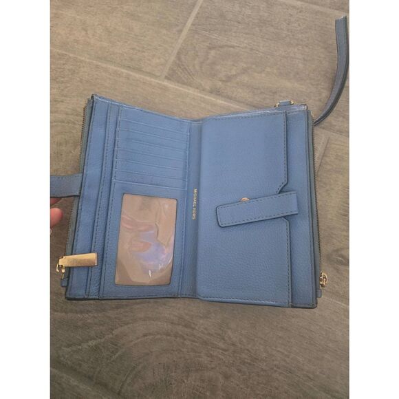 Michael Kors Blue Adele Leather Smartphone Wallet Wristlet - Picture 5 of 14